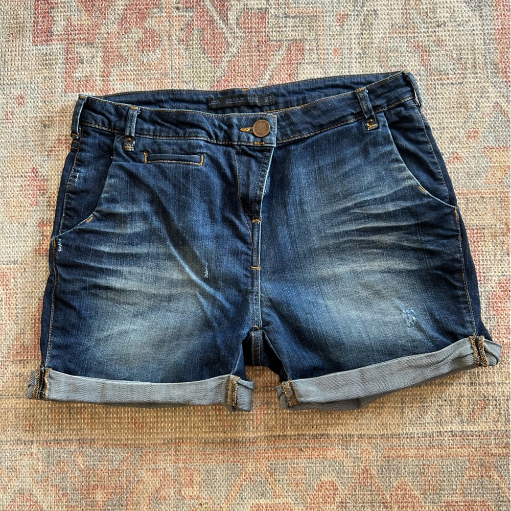 Zara Jean Shorts size 4